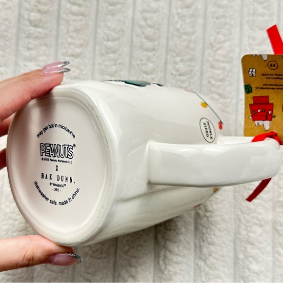 Rae Dunn Snoopy Peanuts Mug - Picture 7 of 8